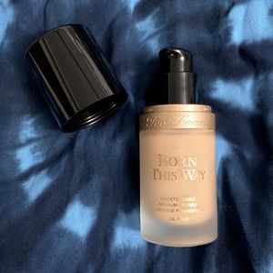 🤩NEW🤩 Too Faced Born This Way Foundation Swan
